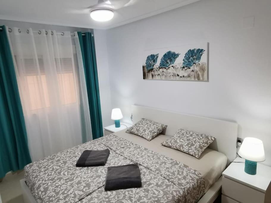 Apartamento Playa Cura Torrevieja Buitenkant foto